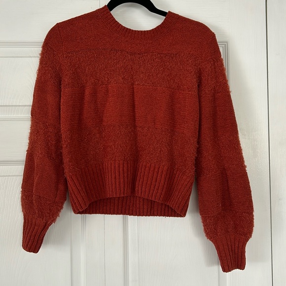 Crop rust sweater - Picture 1 of 3